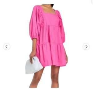 NWOT hot pink puff sleeve dress